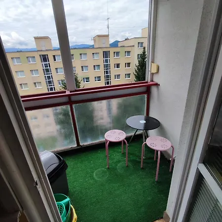 Komuni * Banska Bystrica